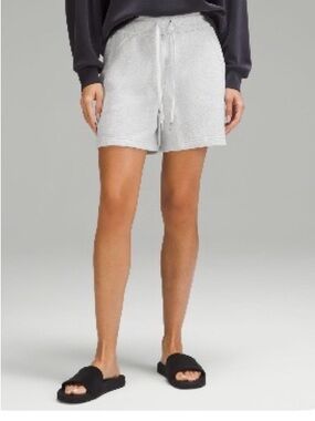 Scuba High Rise Short 5”